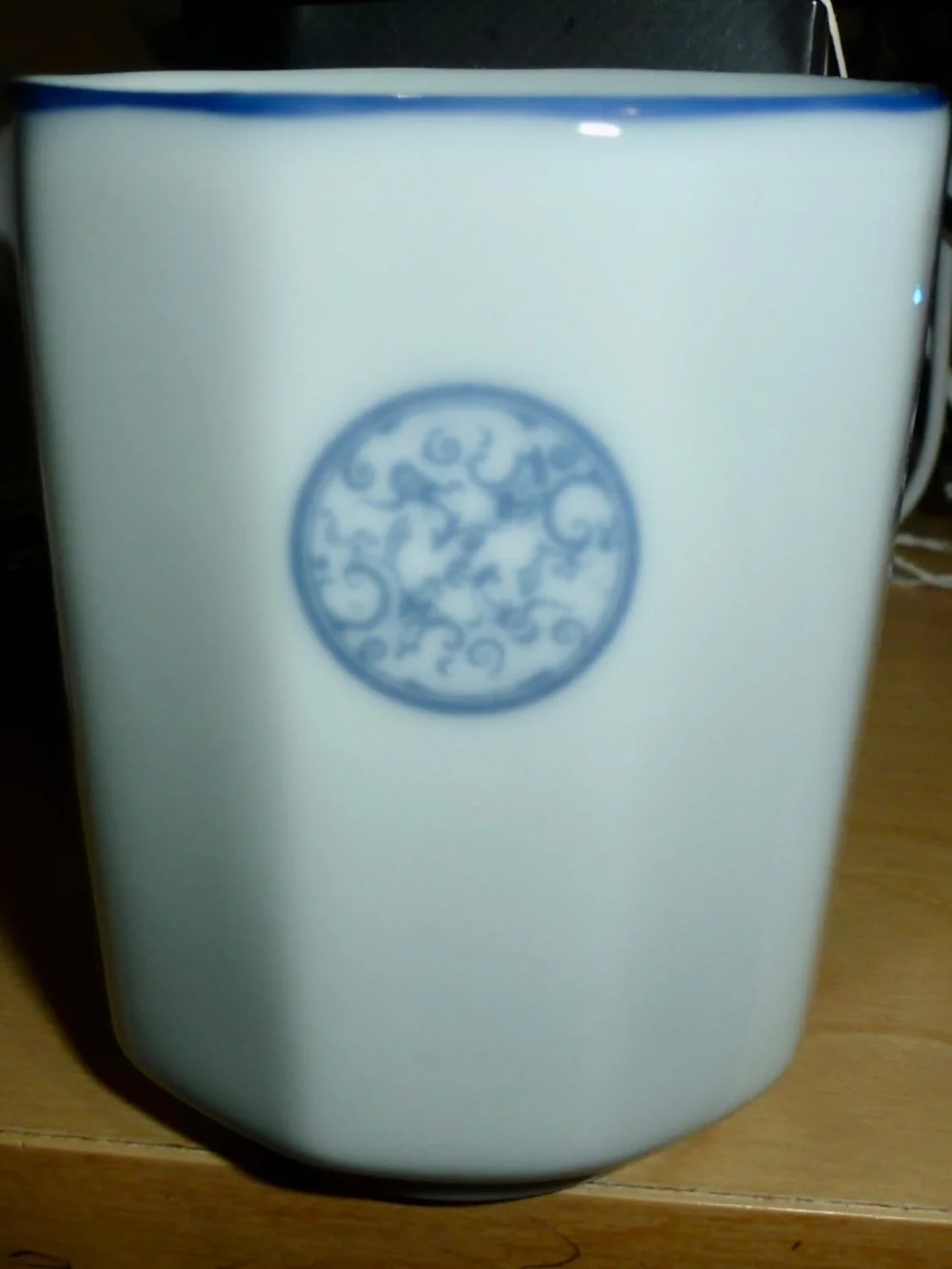 Vintage Blue and White Porcelain Teapot With Six Covered Cups - Taiwan 0517